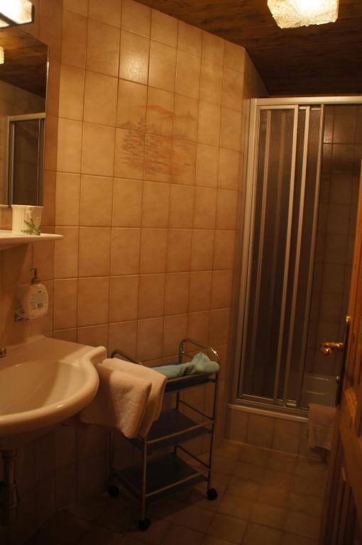 سانكت أنتون ام ارلبرغ Appartment Sarlo الغرفة الصورة
