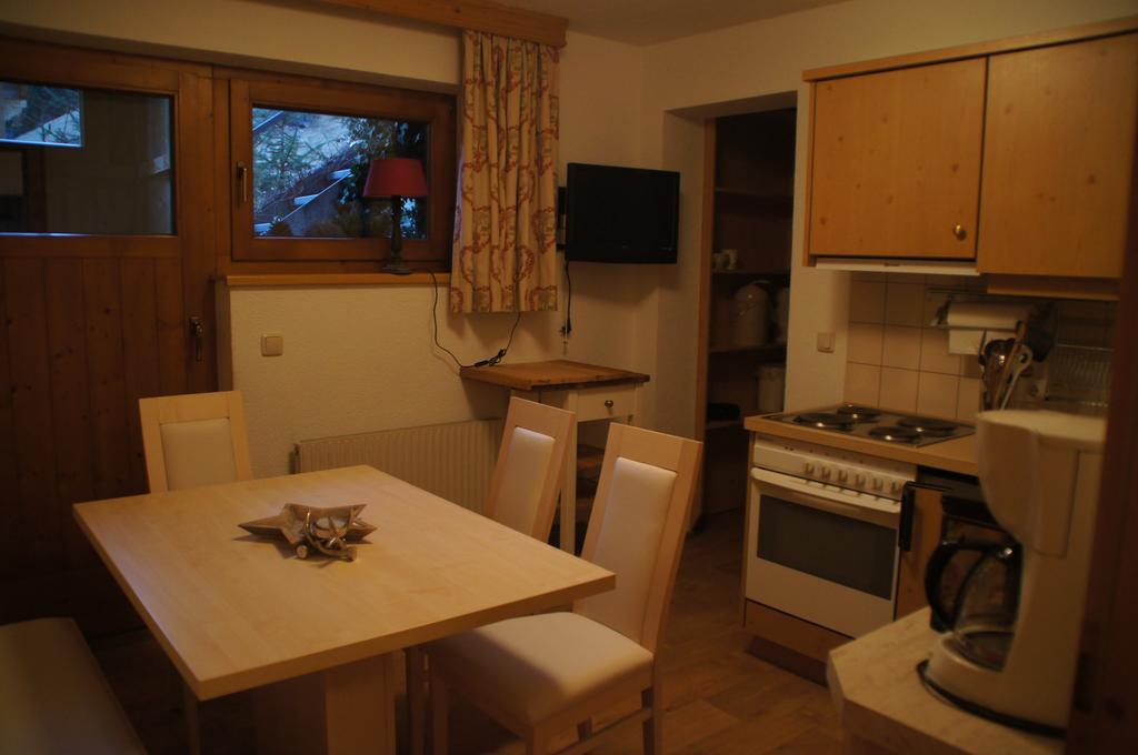 سانكت أنتون ام ارلبرغ Appartment Sarlo المظهر الخارجي الصورة