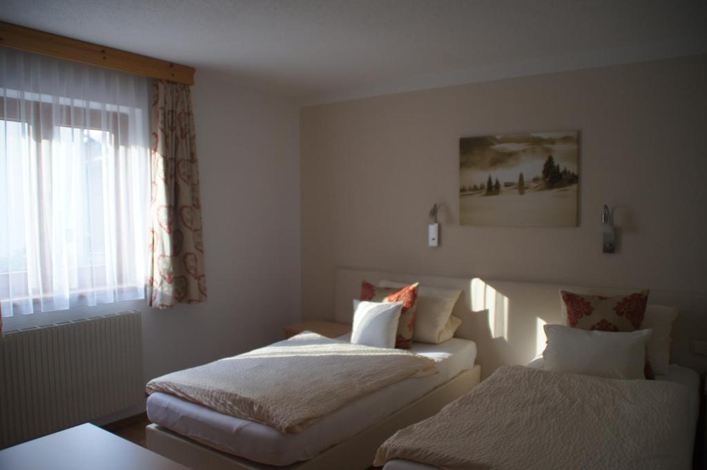 سانكت أنتون ام ارلبرغ Appartment Sarlo الغرفة الصورة